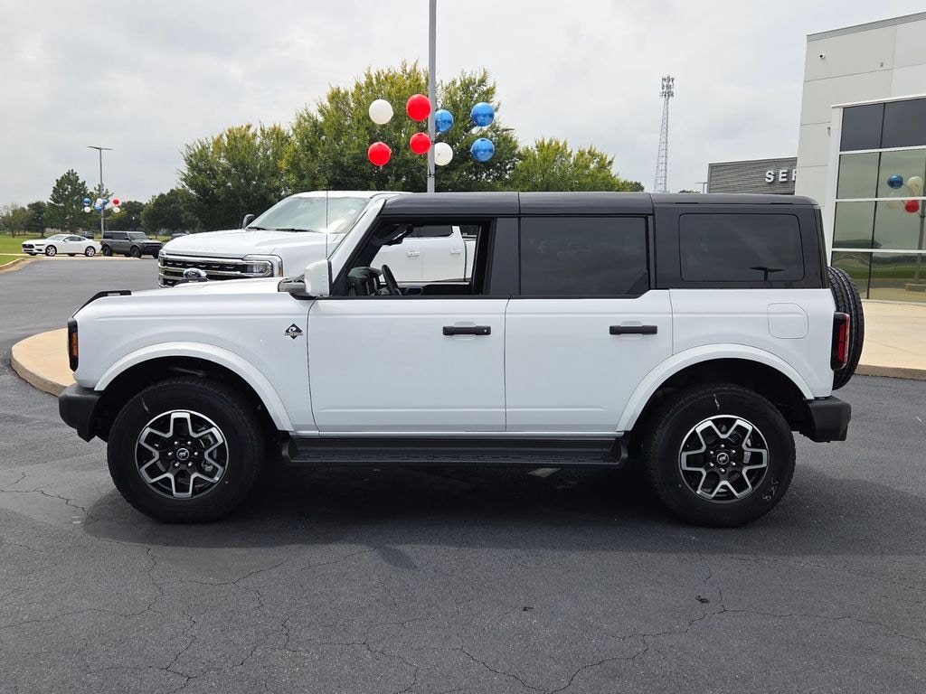 New 2026 Ford Bronco Outer Banks SUV