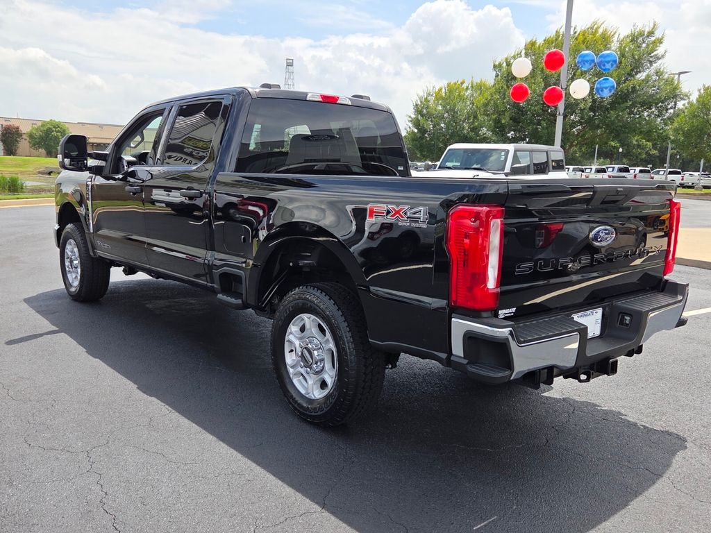 2026 Ford F-250 Super Duty XLT - Photo 12
