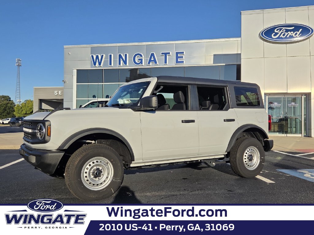 2026 Ford Bronco Base SUV