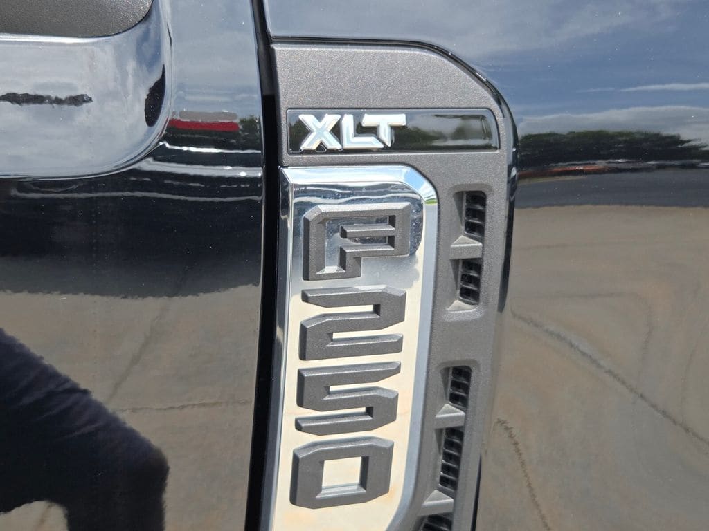 2026 Ford F-250 Super Duty XLT - Photo 20