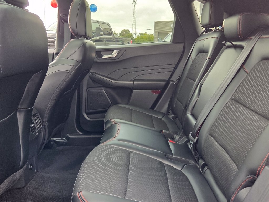 Used 2025 Ford Escape Hybrid ST-Line SUV