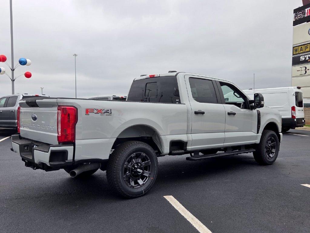 2026 Ford F-250 Super Duty XL - Photo 9