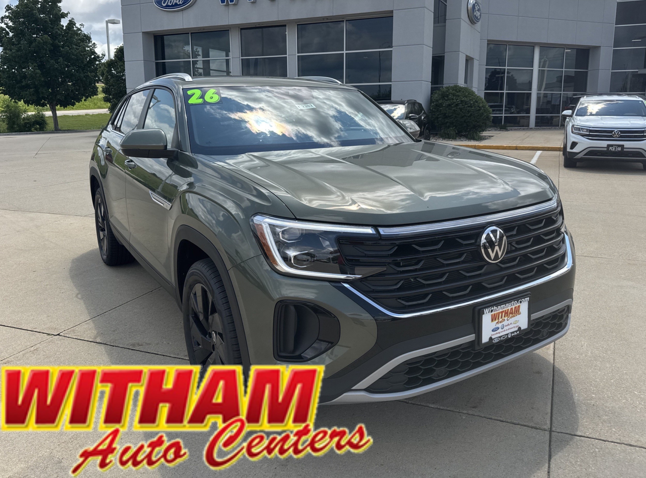 2026 Volkswagen Atlas Cross Sport SE w/Tech