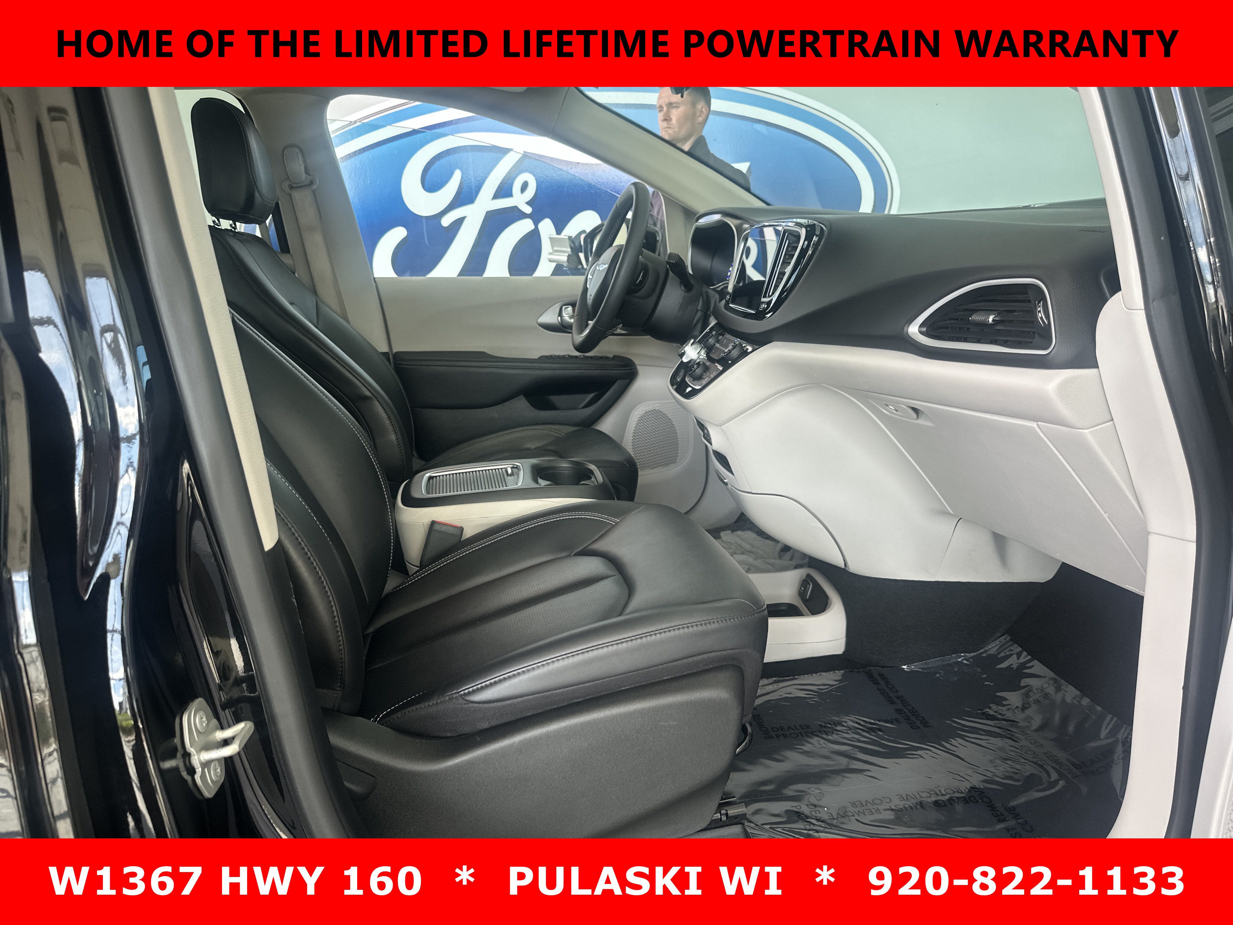 Used 2024 Chrysler Pacifica Touring L Mini-Van