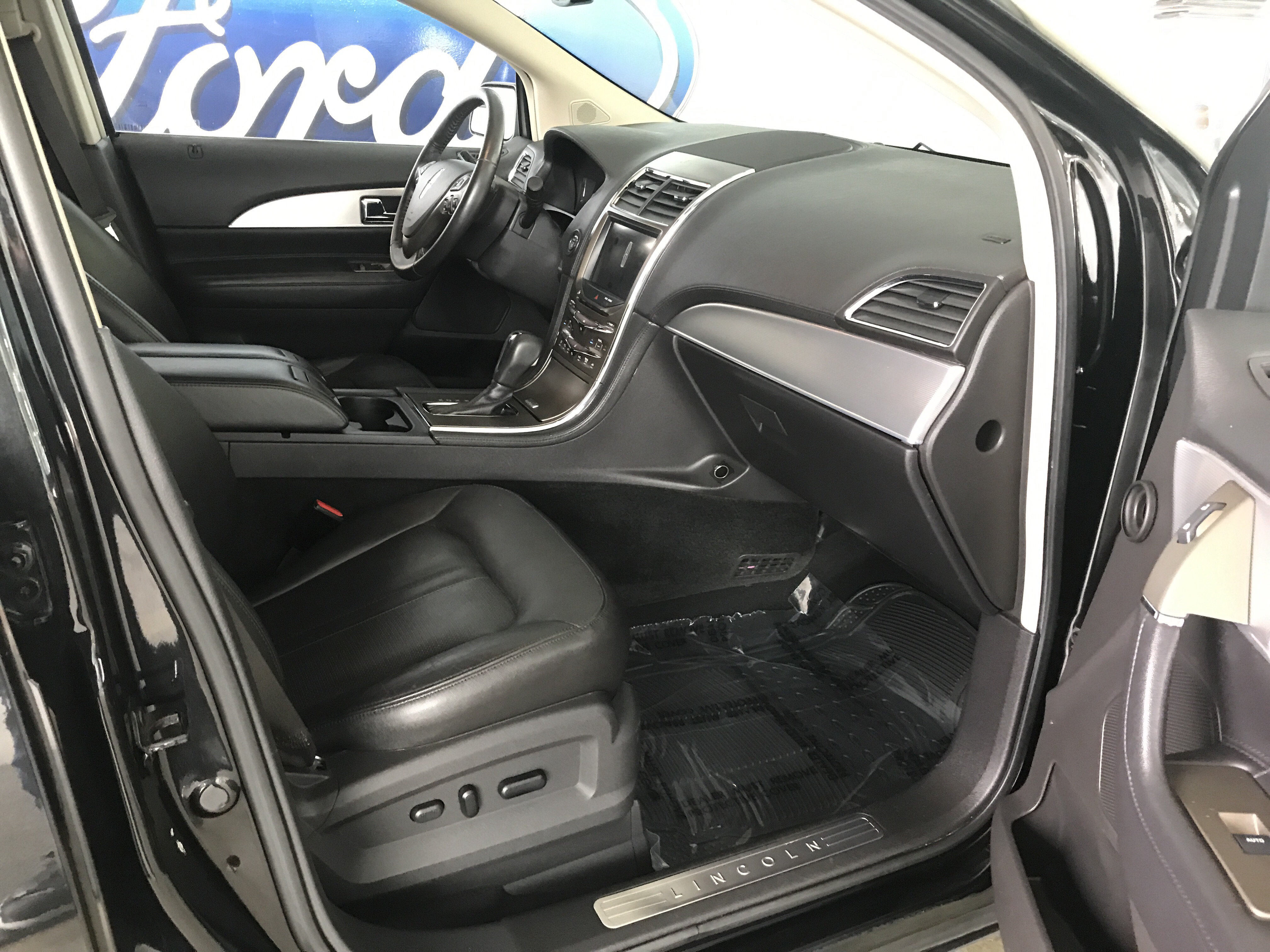 Used 2012 Lincoln MKX AWD