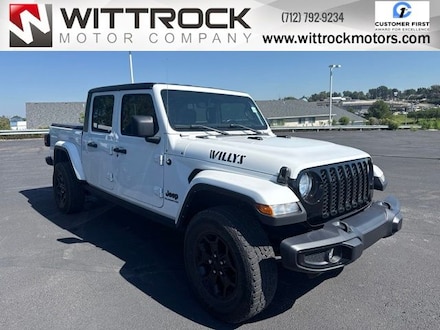 Used 2022 Jeep Gladiator Willys Truck Crew Cab for Sale in Carroll, IA