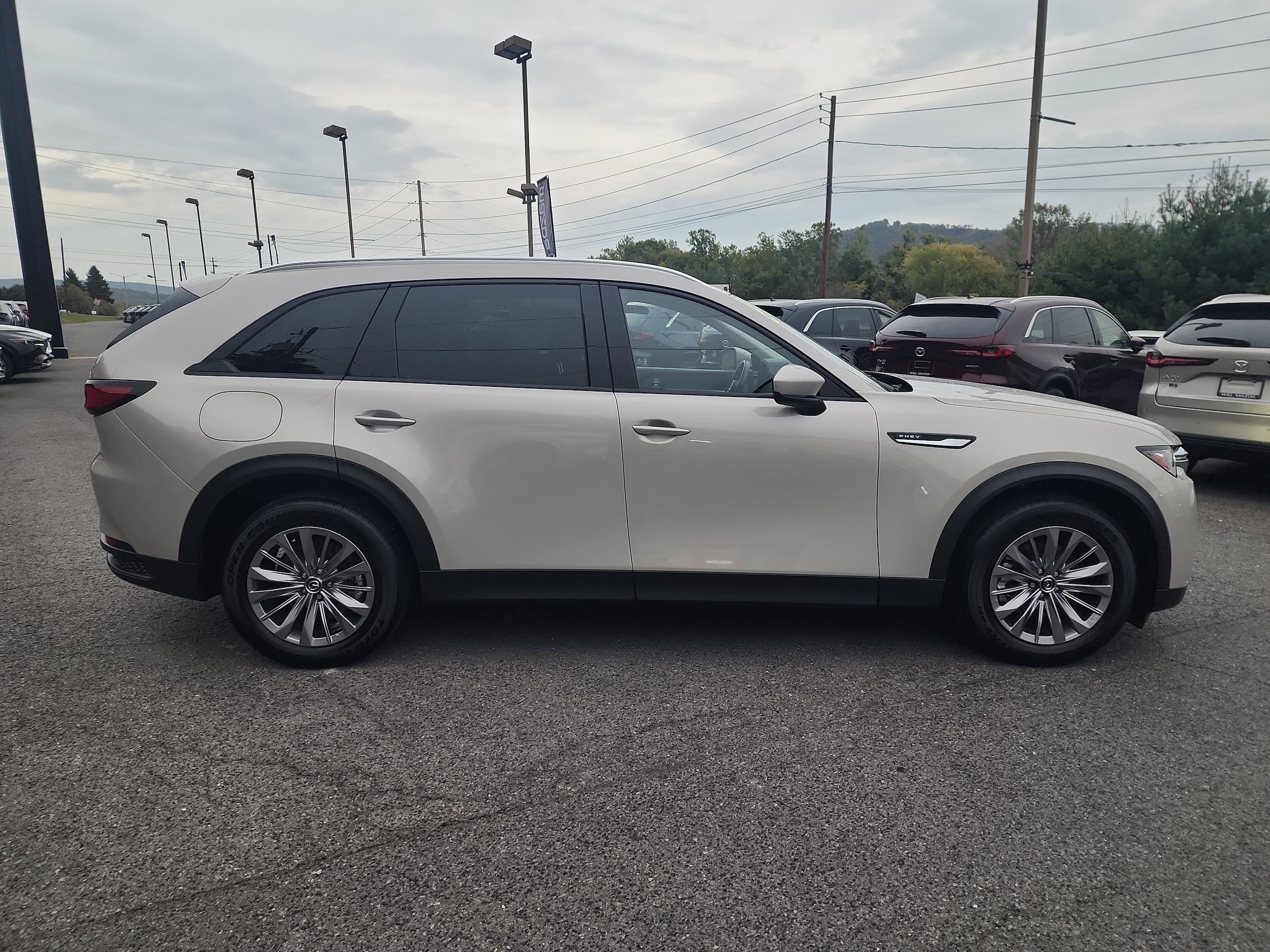 2024 Mazda CX-90 Preferred Package - Photo 25