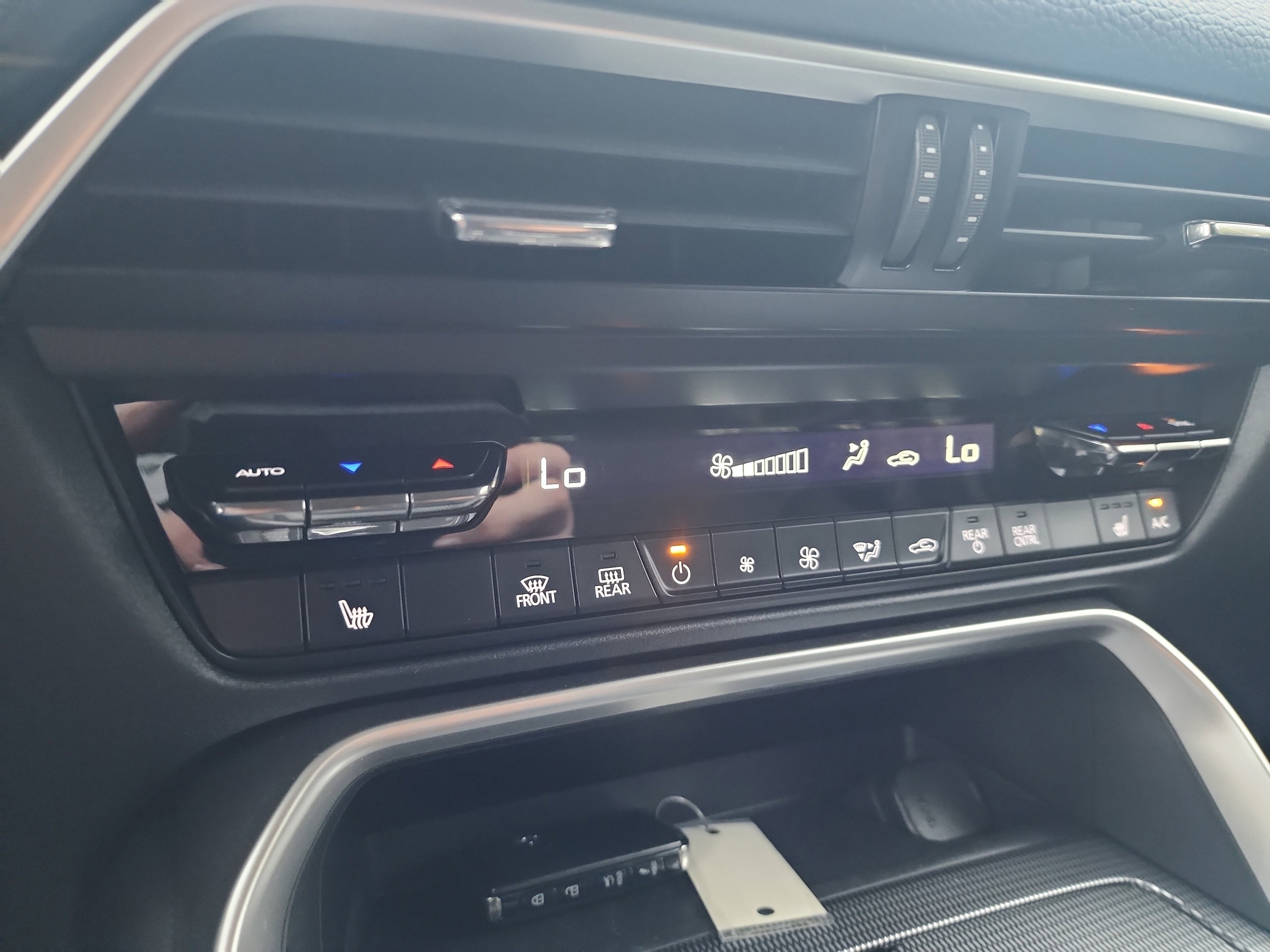 2024 Mazda CX-90 Preferred Package - Photo 36