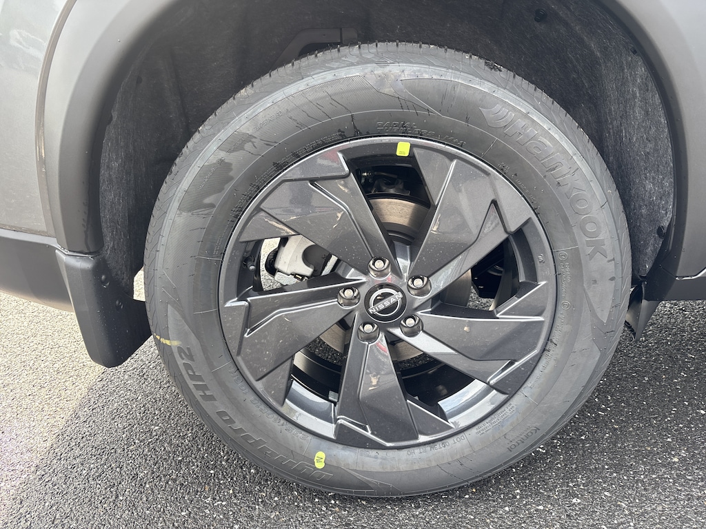 New 2026 Nissan Rogue SV SUV