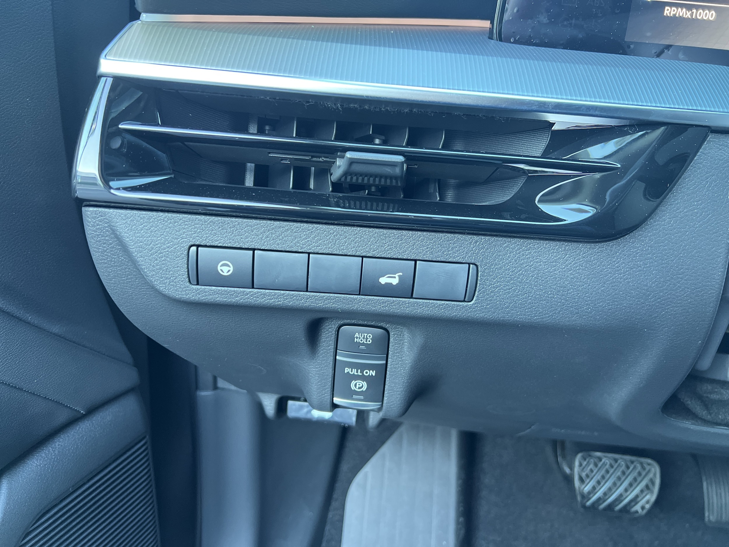 2026 Nissan Murano SL - Photo 15
