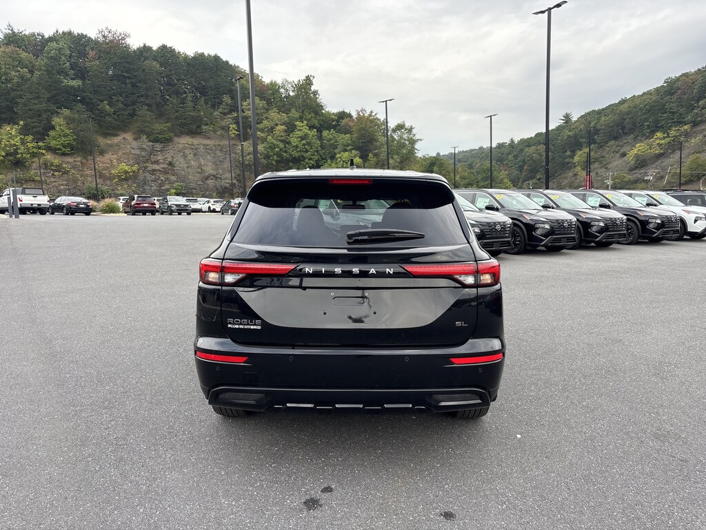 New 2026 Nissan Rogue Plug-In Hybrid SL SUV