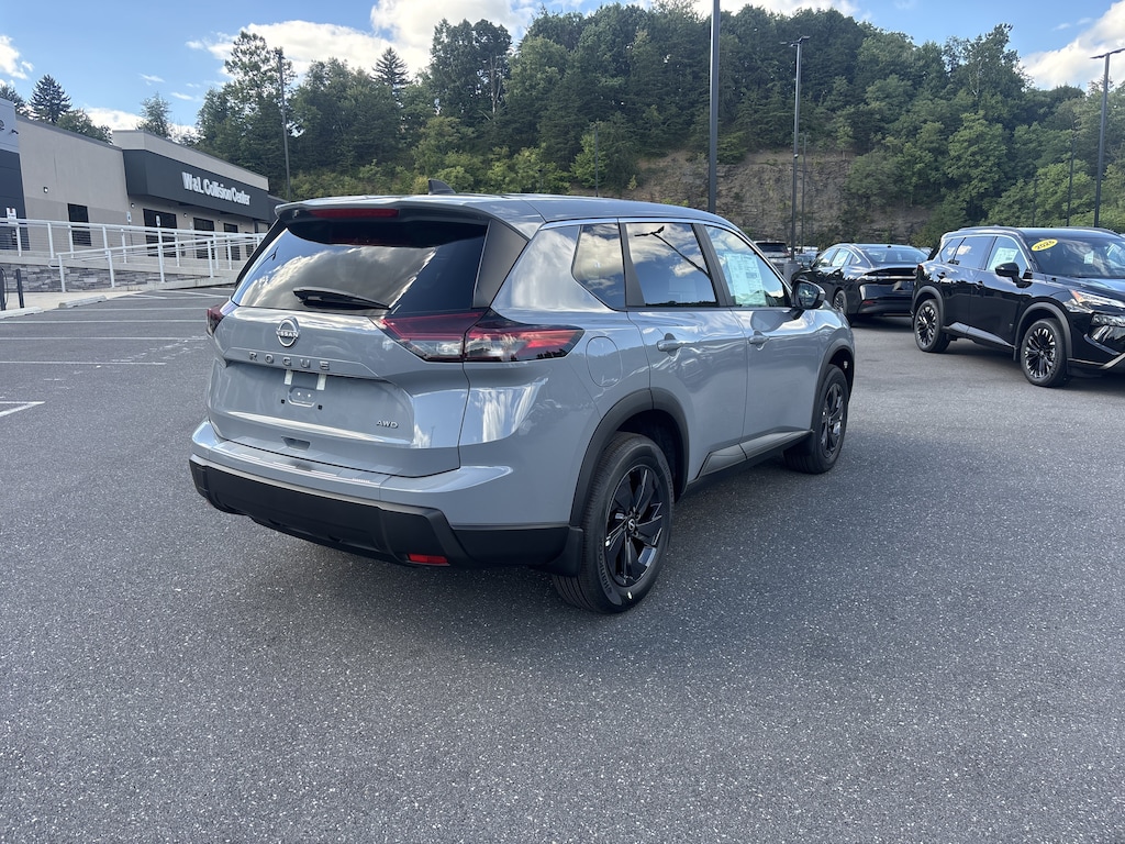 New 2026 Nissan Rogue SV Crossover