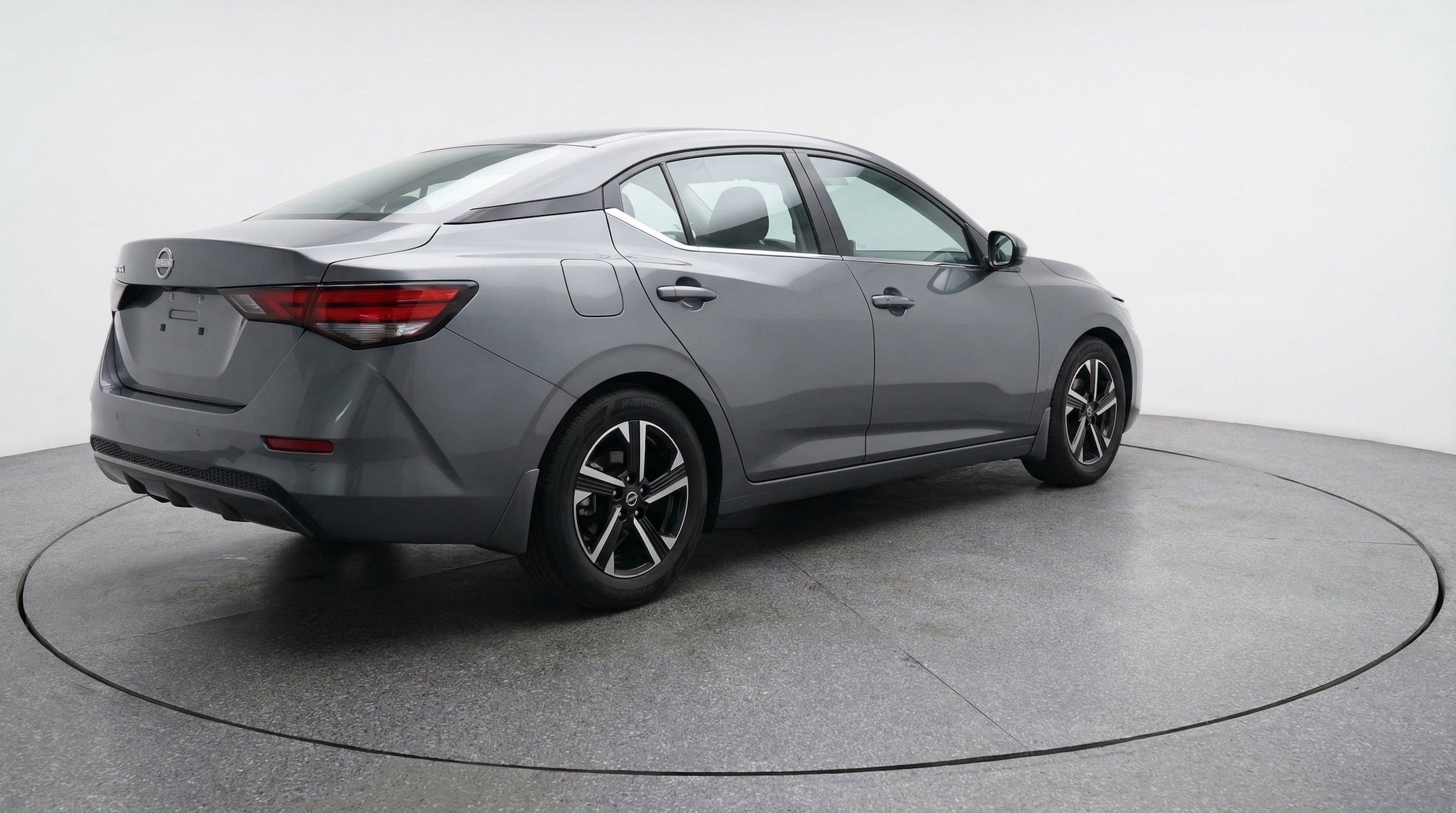 Thumbnail: 2025 Nissan Sentra - 9