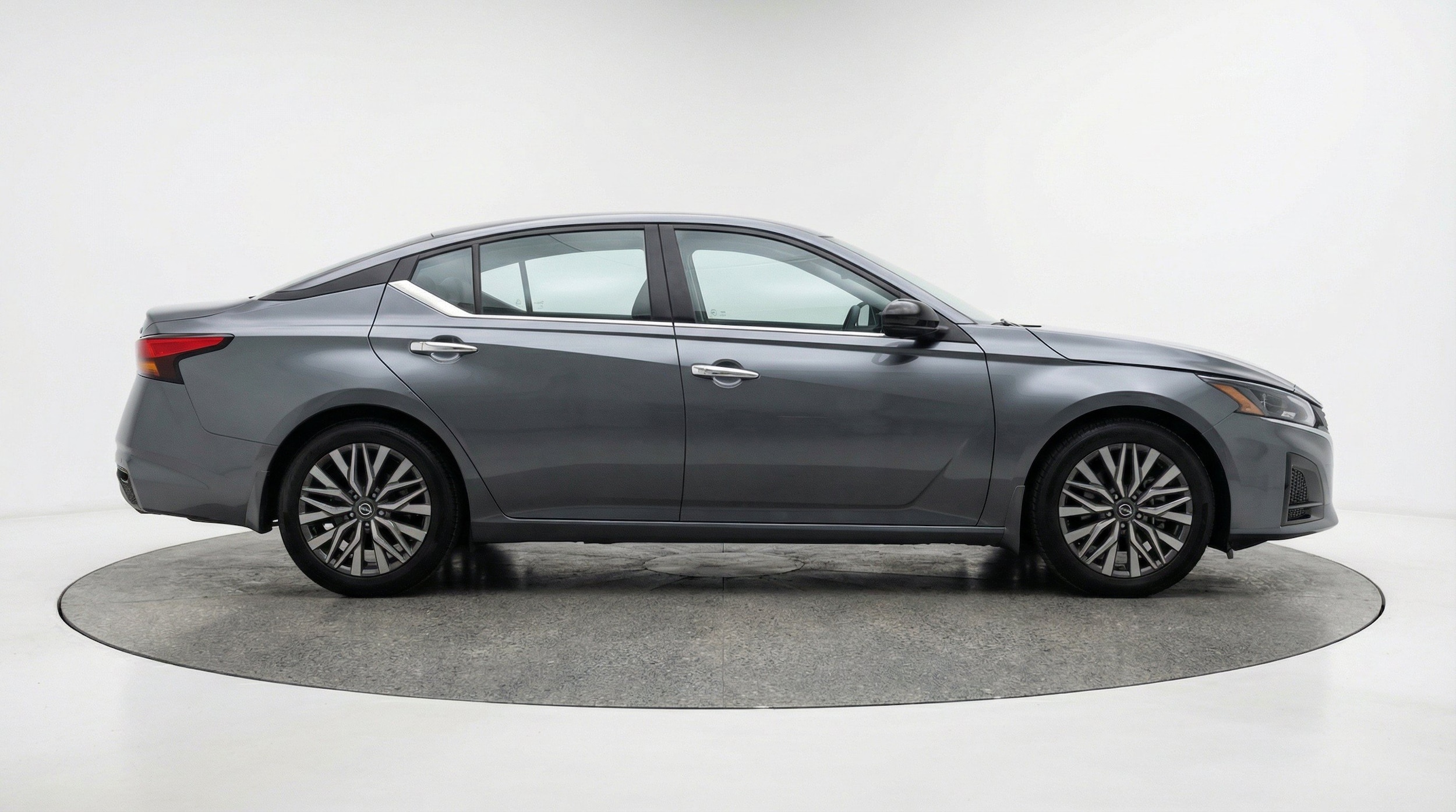 Thumbnail: 2025 Nissan Altima - 10