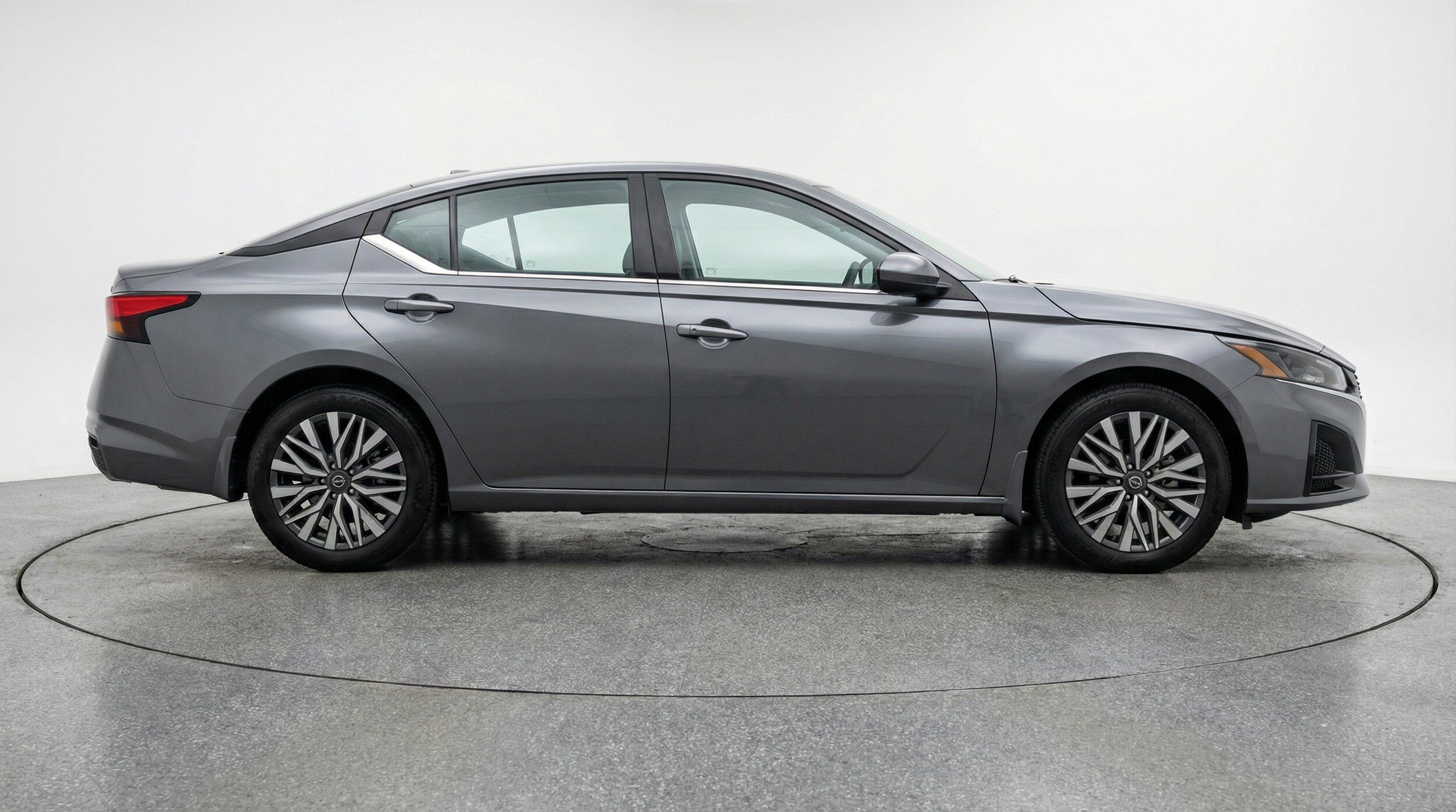 Thumbnail: 2025 Nissan Altima - 8
