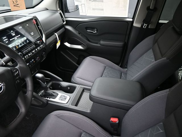 2026 Nissan Frontier SV - Photo 16