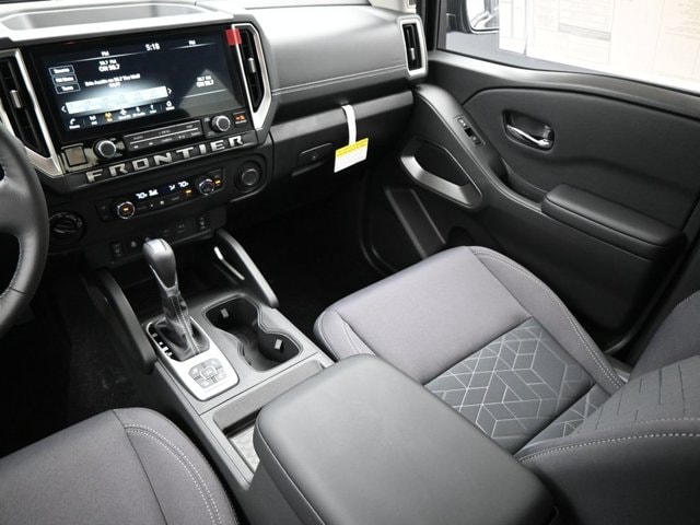2026 Nissan Frontier SV - Photo 10
