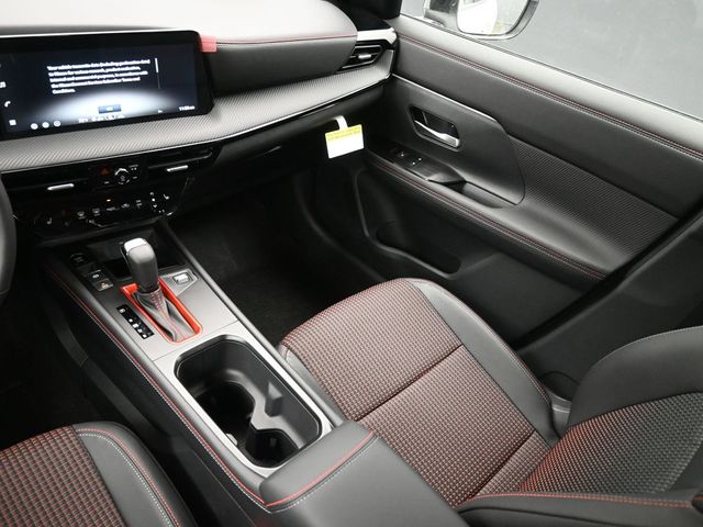 2026 Nissan KICKS SR - Photo 13