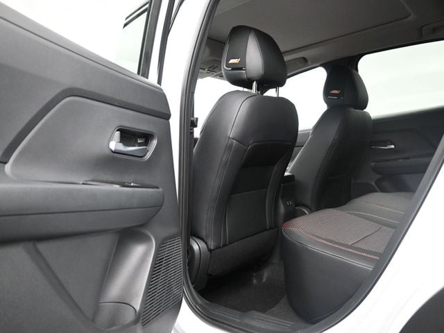 2026 Nissan KICKS SR - Photo 15