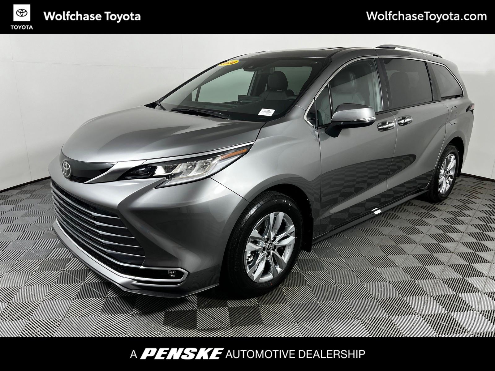2026 Toyota Sienna Limited Minivan/Van