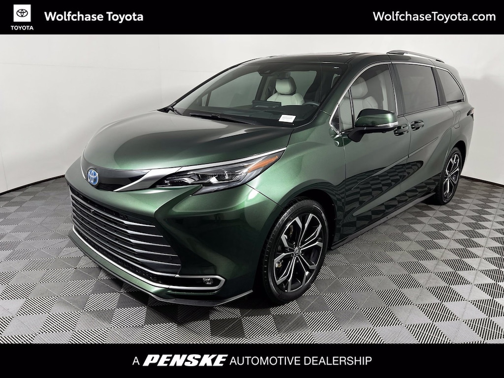 Certified 2025 Toyota Sienna Platinum Minivan/Van