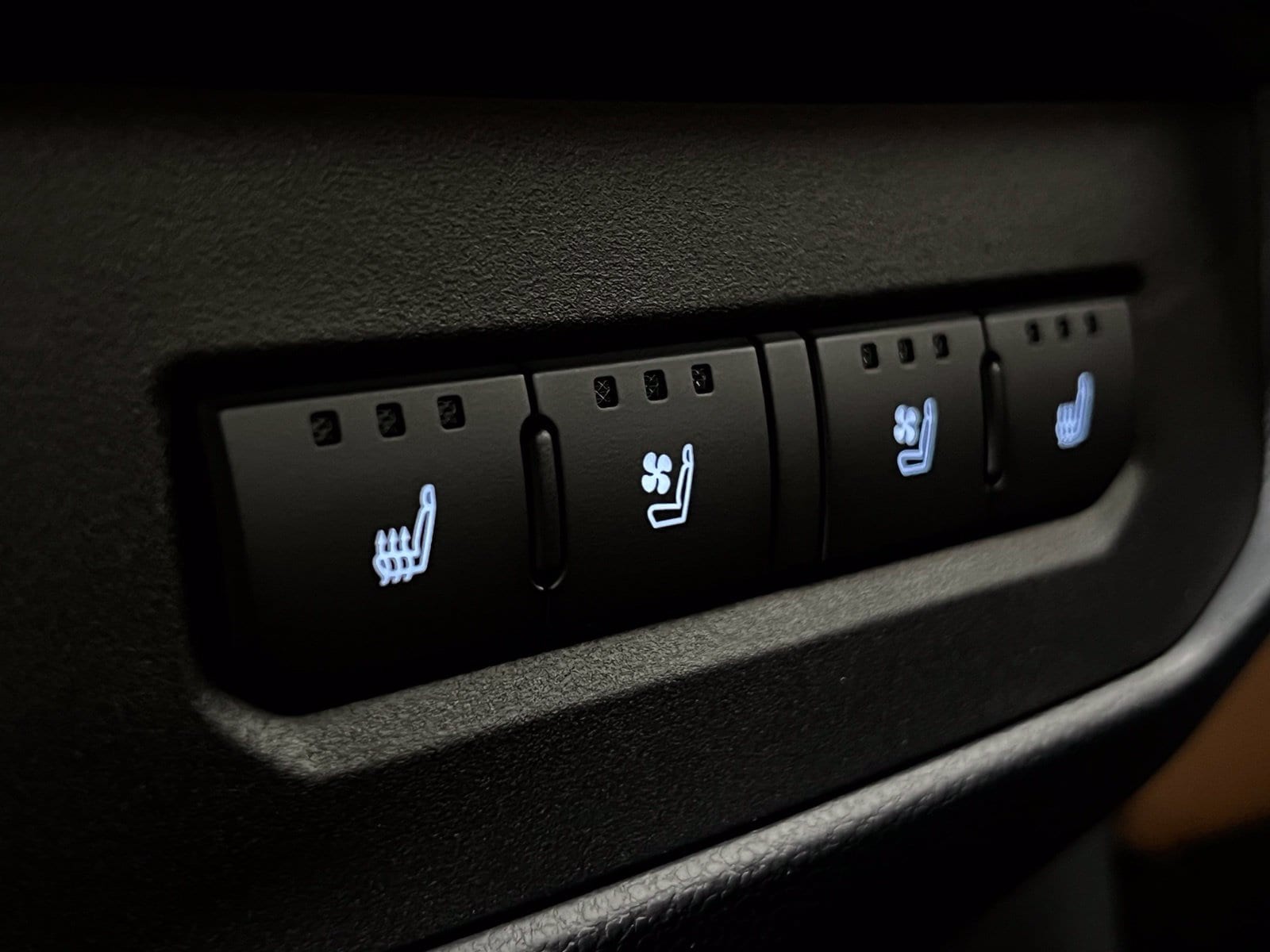 2026 Toyota Tundra 1794 Edition - Photo 25