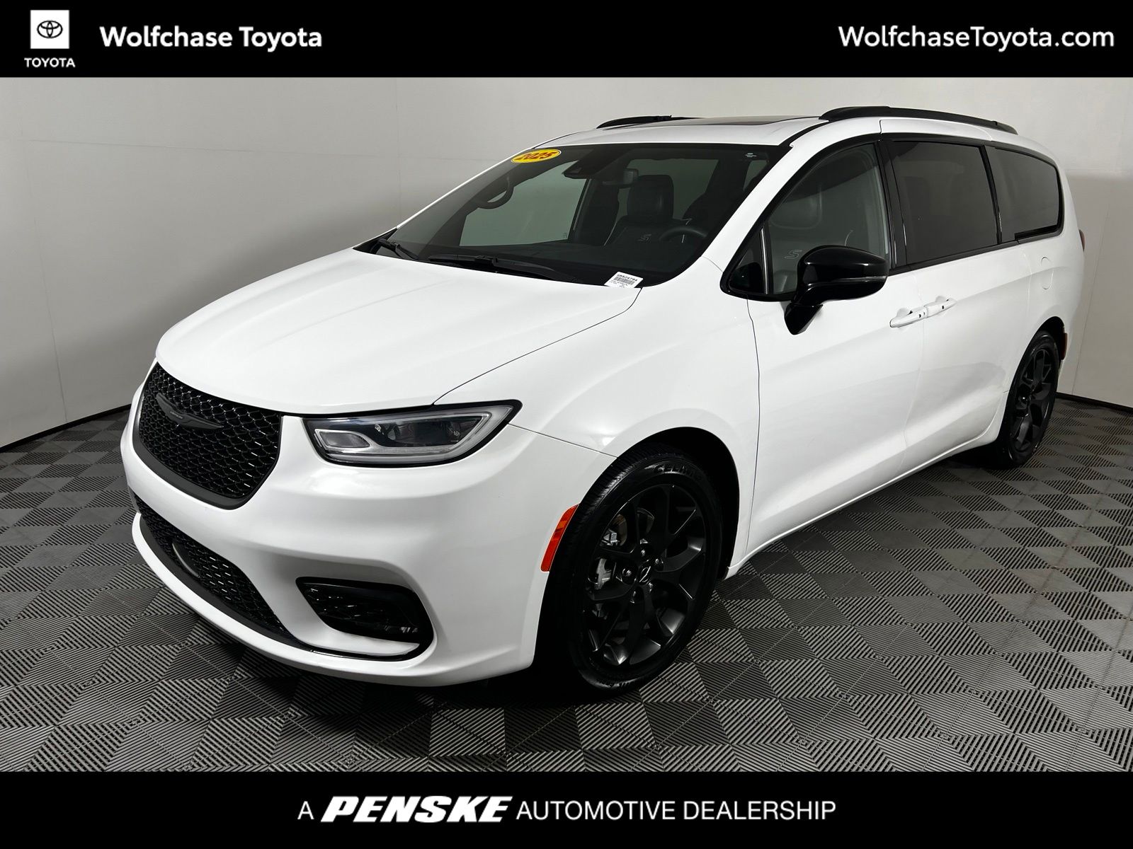 2025 Chrysler Pacifica Limited