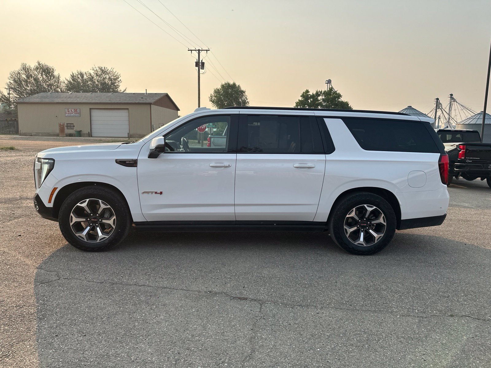 2025 GMC Yukon XL AT4 Ultimate
