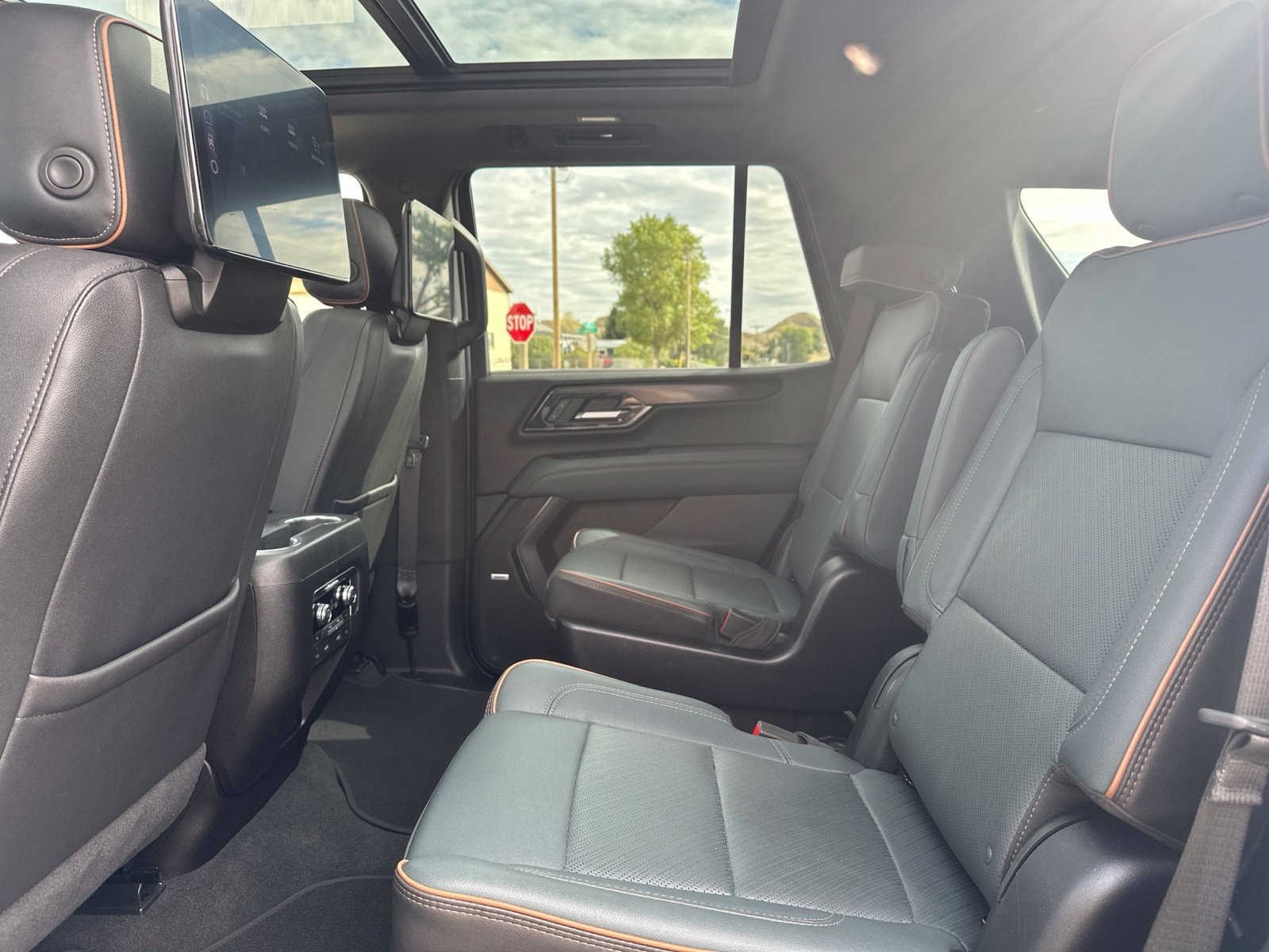 2025 GMC Yukon AT4
