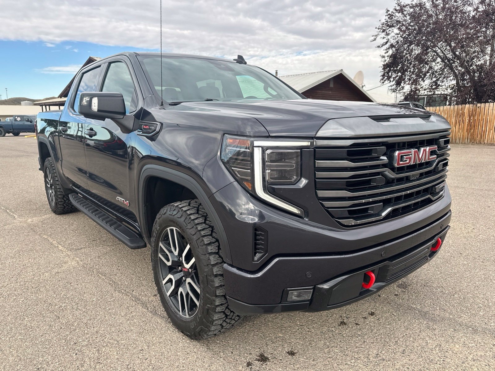 2024 GMC Sierra 1500 AT4