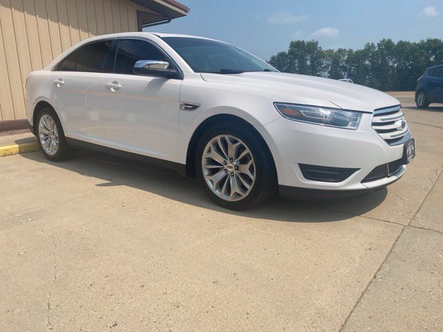 2019 Ford Taurus