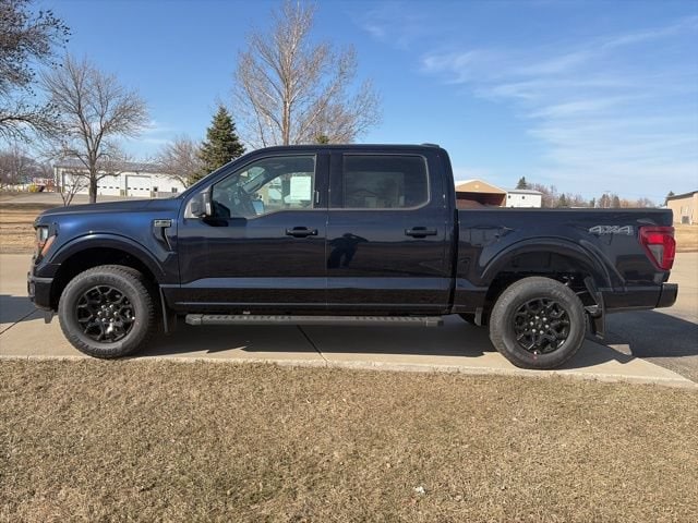 2026 Ford F-150 XLT - Photo 4