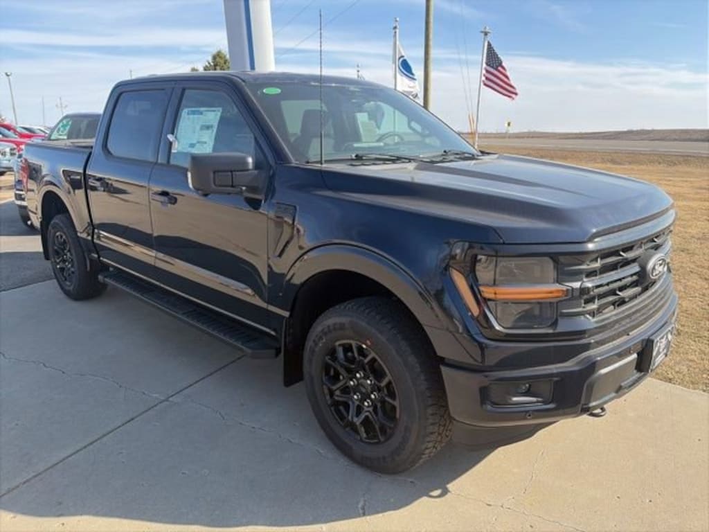 New 2026 Ford F-150 XLT XLT 4WD SuperCrew 5.5 Box