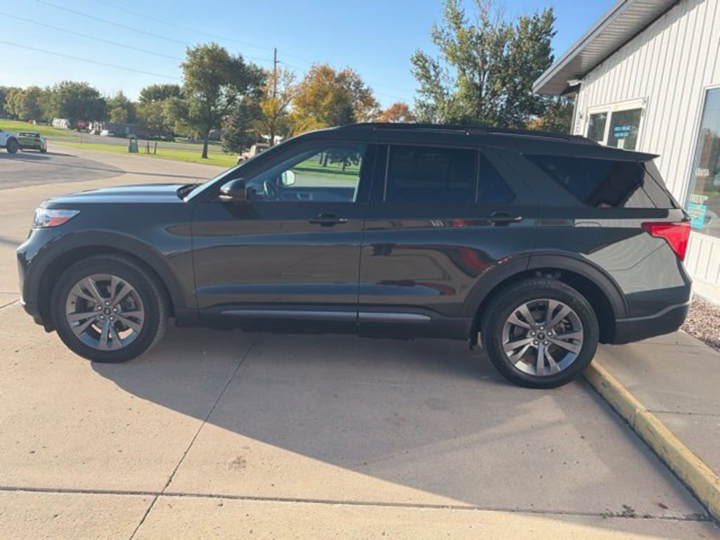 Used 2024 Ford Explorer XLT XLT 4WD