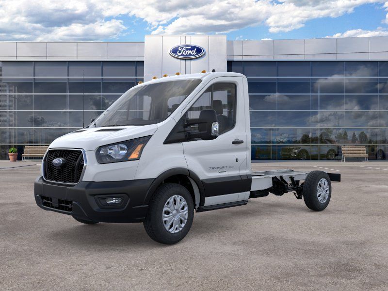 2025 Ford Transit Cutaway