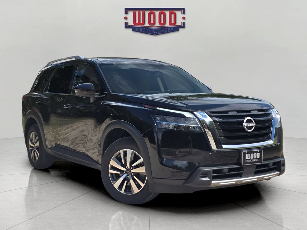 Used 2024 Nissan Pathfinder SL