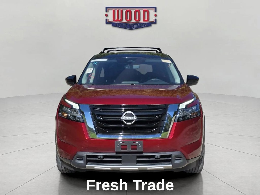 Used 2023 Nissan Pathfinder SL