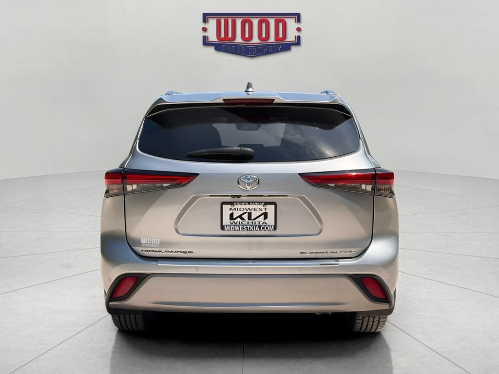 Used 2023 Toyota Highlander L