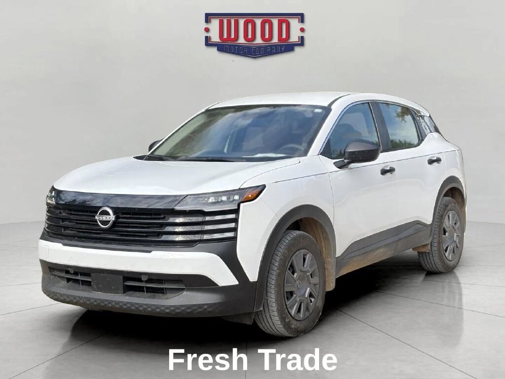 Used 2025 Nissan Kicks S