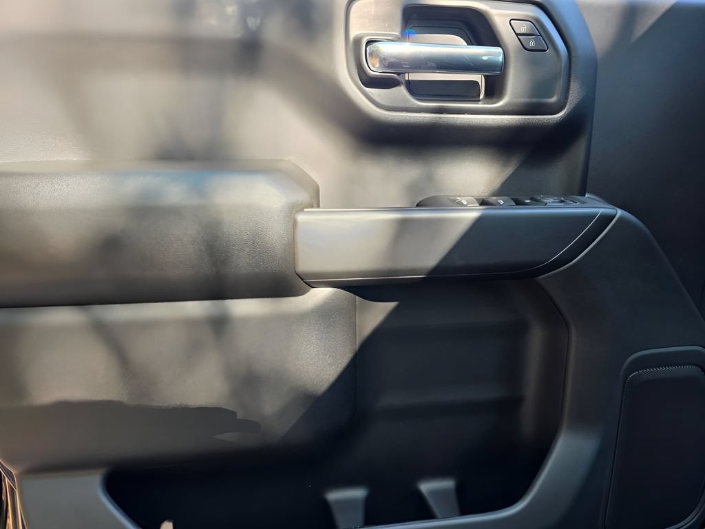 2026 Chevrolet Silverado 1500 Custom - Photo 12