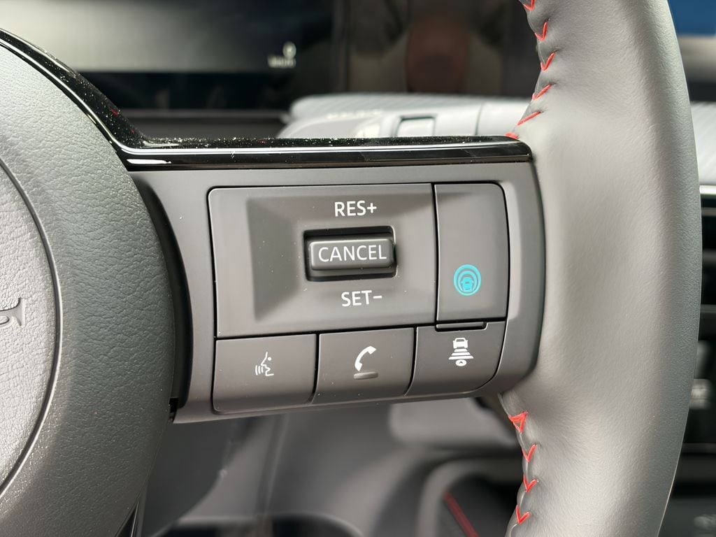 2026 Nissan KICKS SR AWD - Photo 18