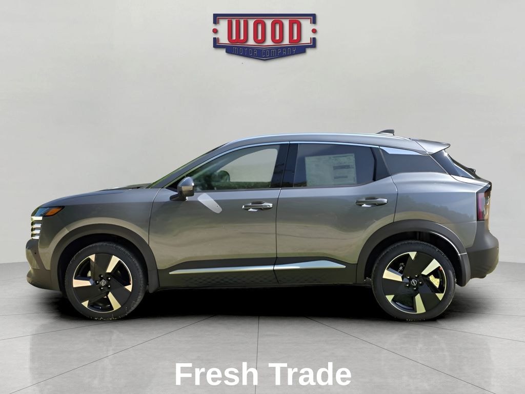 Used 2025 Nissan Kicks SR SUV