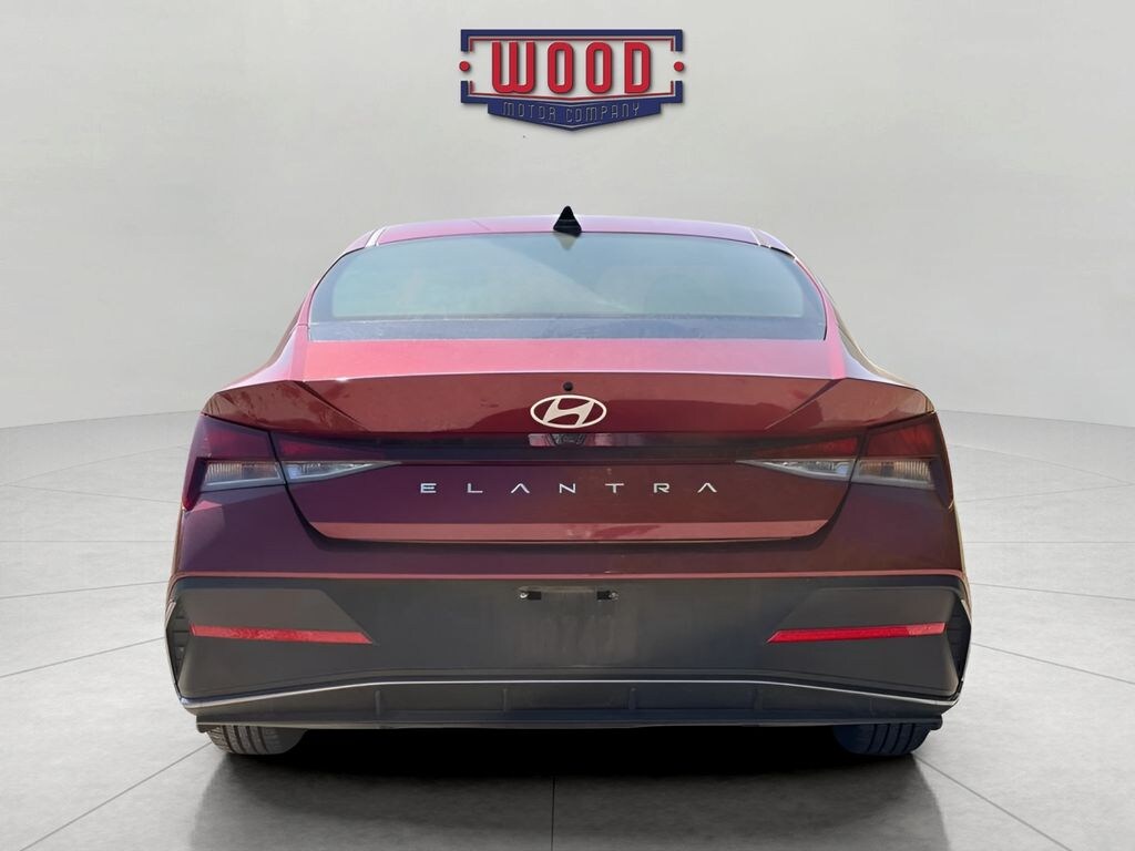 Used 2024 Hyundai Elantra SEL Sedan