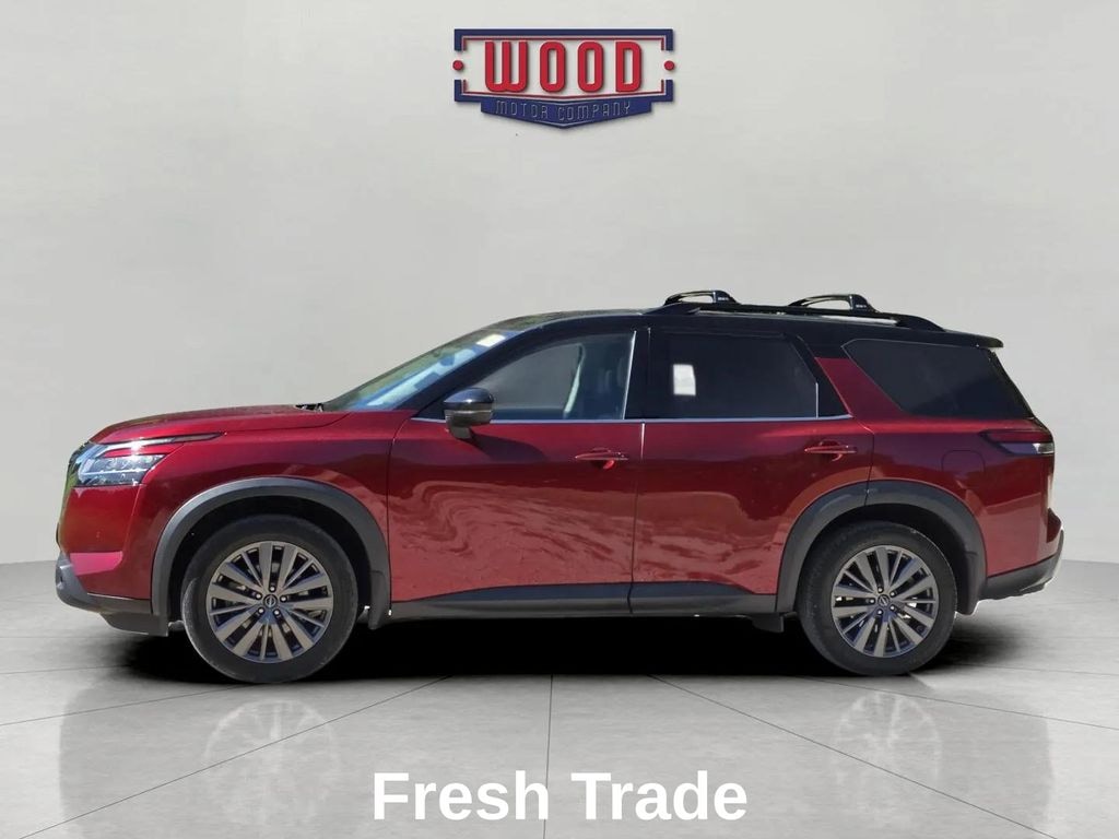 Used 2023 Nissan Pathfinder SL SUV
