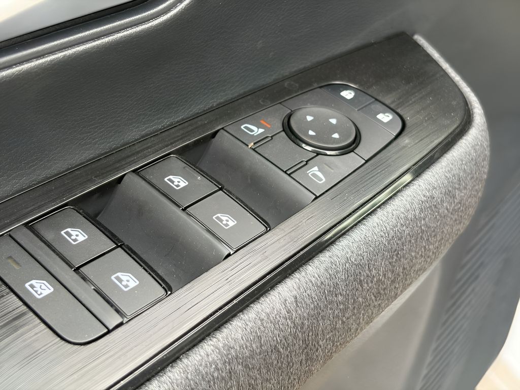 2026 Nissan KICKS SV AWD - Photo 13
