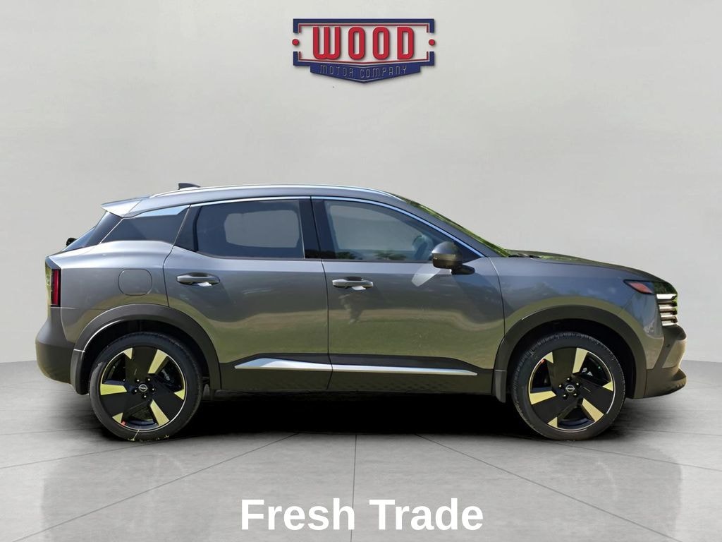 Used 2025 Nissan Kicks SR SUV