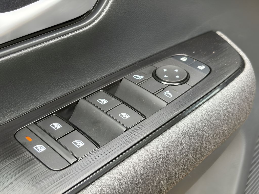2026 Nissan KICKS SV AWD - Photo 13