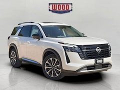 2026 Nissan Pathfinder Platinum SUV
