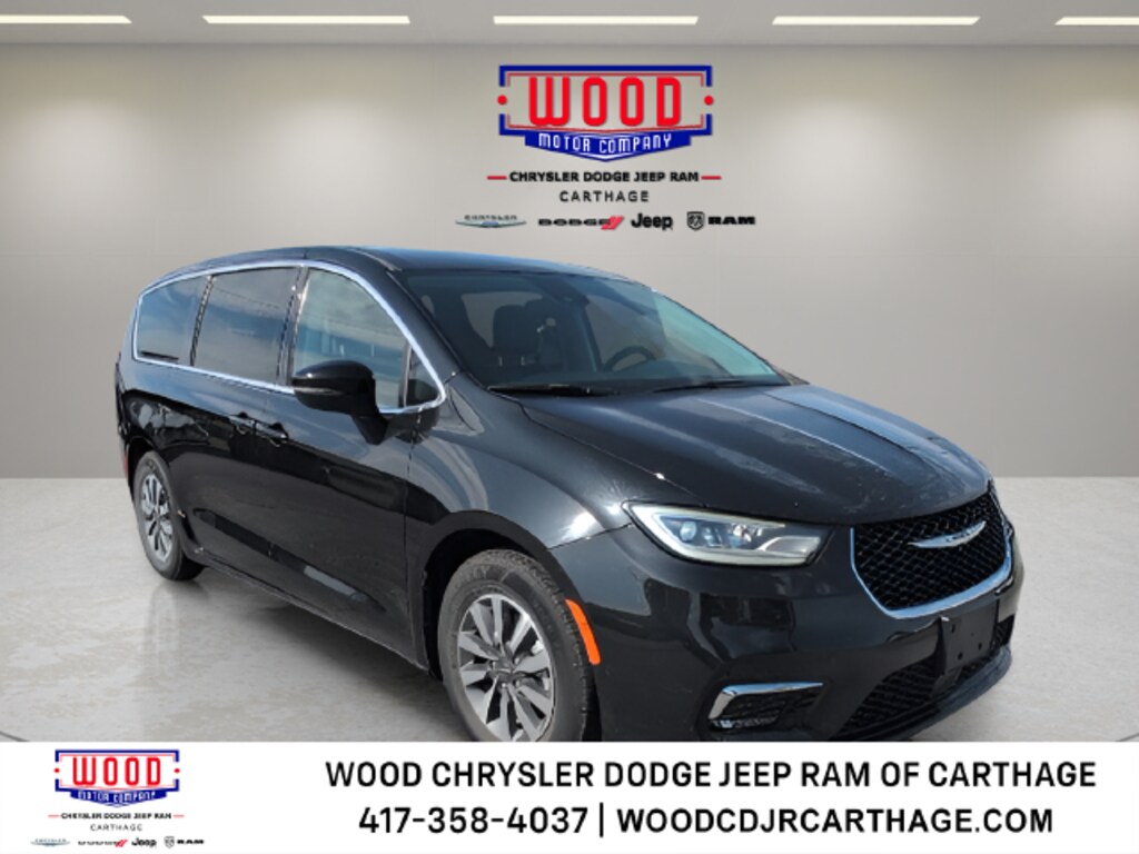 Used 2023 Chrysler Pacifica Hybrid Touring L Minivan/Van