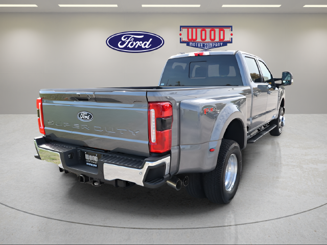 New 2027 Ford F-350SD Lariat Truck